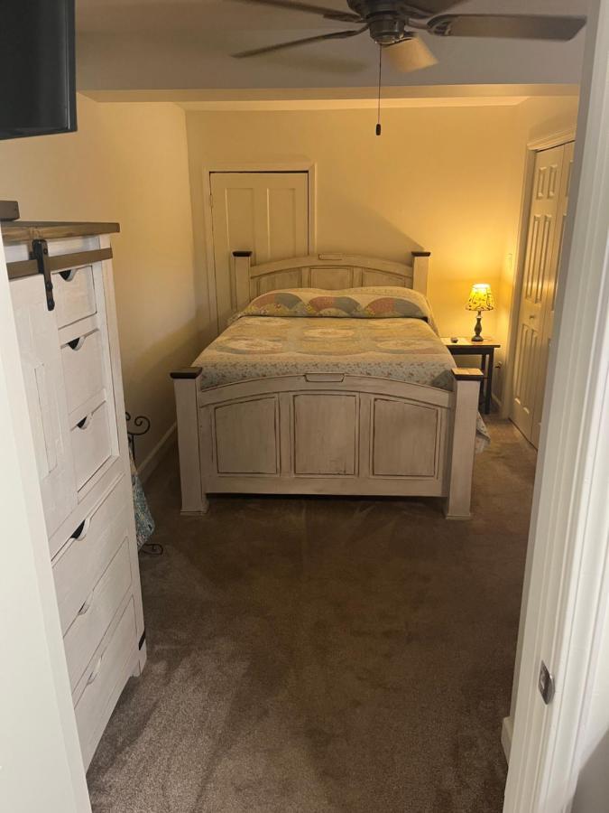 Apartment In The Country Etowah Экстерьер фото